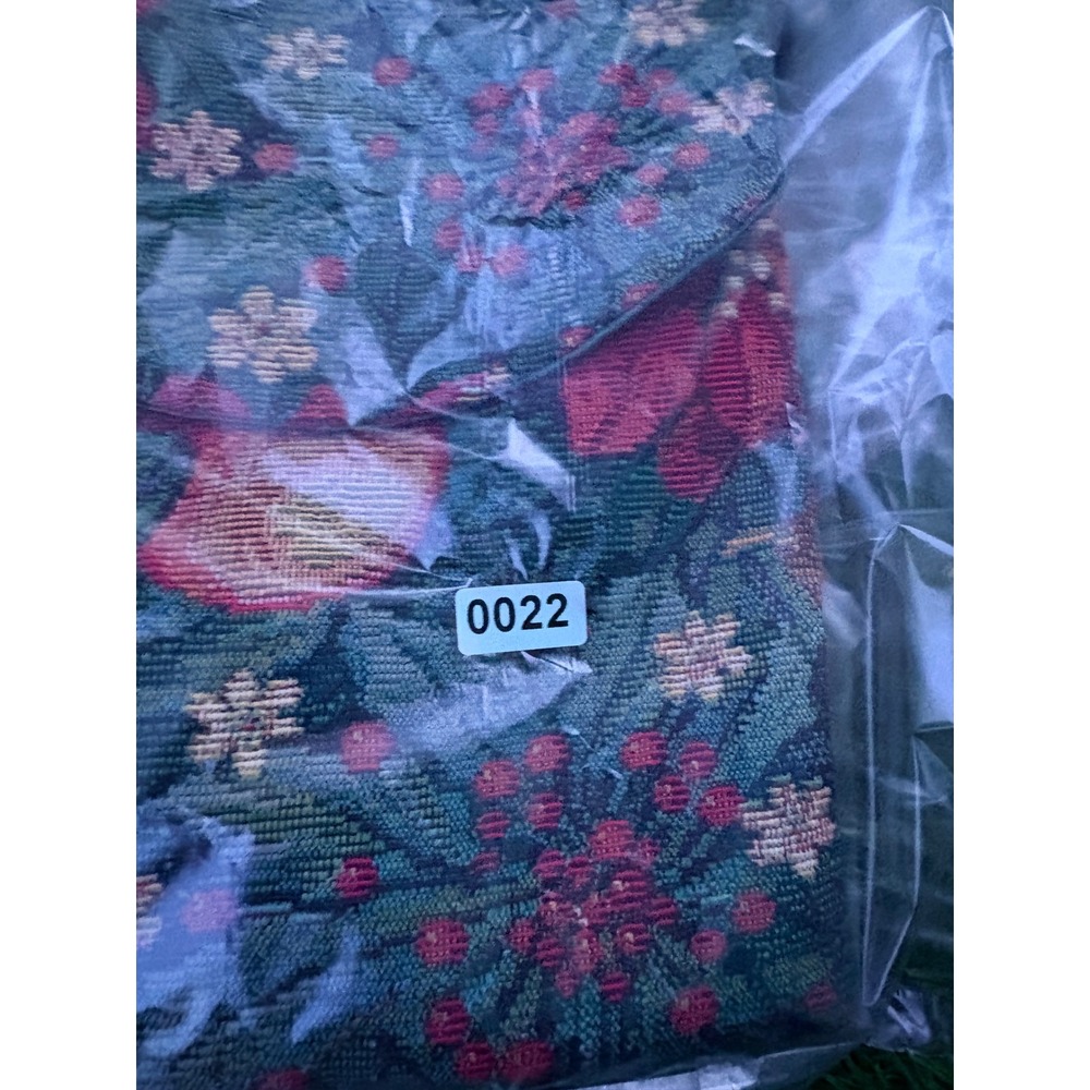 Toby Weston Vintage Tapestry Poinsettia Floral Crossbody Bag Holiday Christmas - Picture 9 of 9